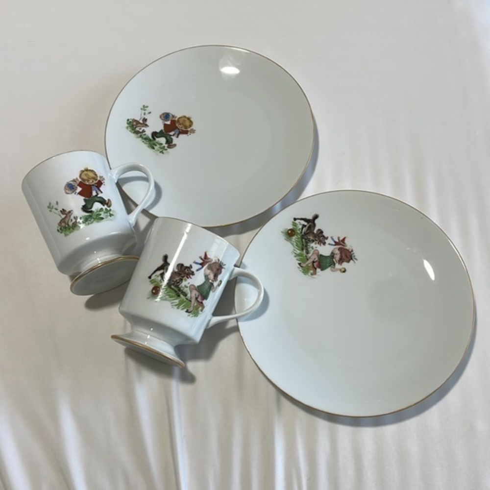 Vintage Hand Painted Set of 2 Matching Plate & Cup Signed by Lois Anderson